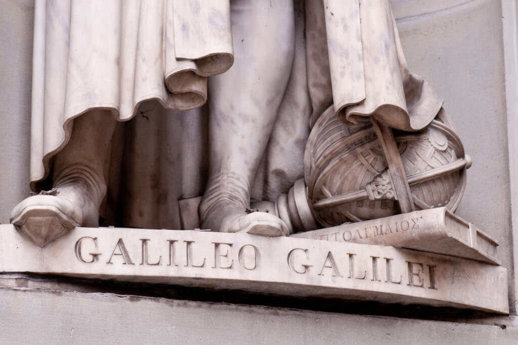 Eppur si muove: La Leyenda de Galileo por Dr. William E. Carroll