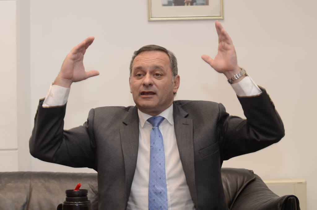 Álvaro Delgado, Secretario de Presidencia  “No sé hoy quién representa al Frente Amplio”