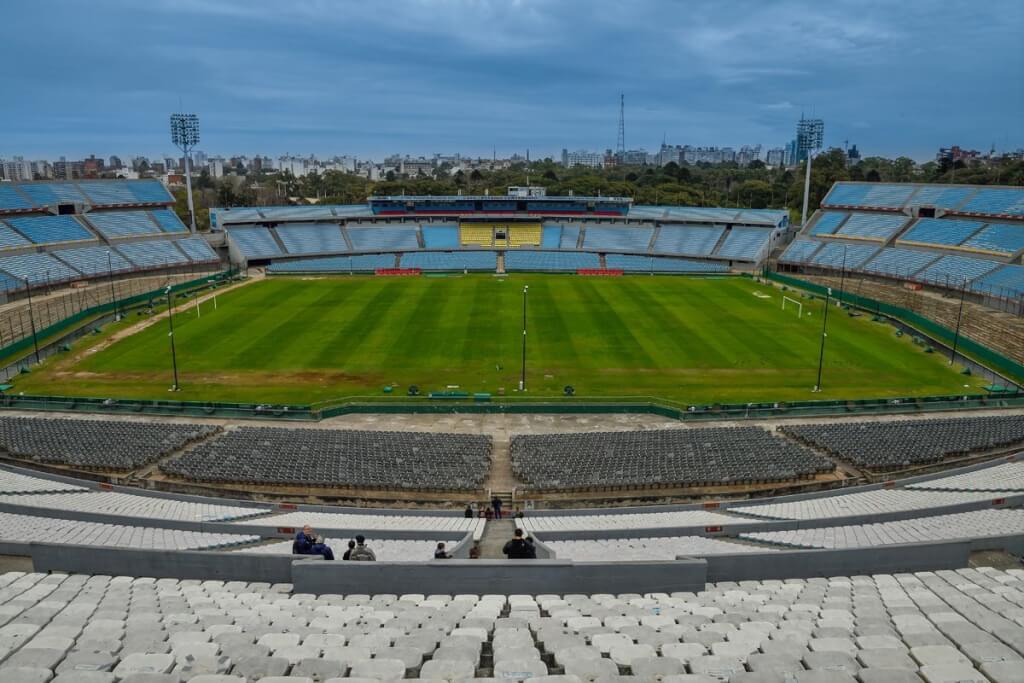  OLÍMPICA SIN NUMERAR: Ayer pasé por el Estadio  por Gerardo Tagliaferro