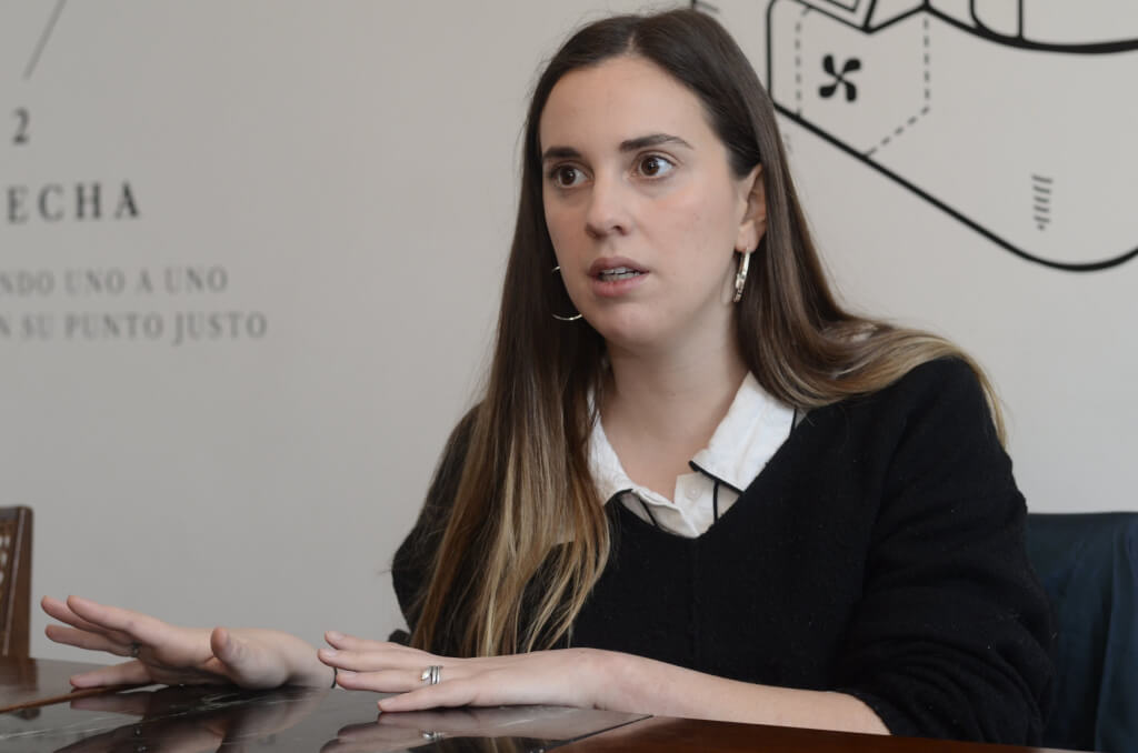 Victoria Pasquet, militante del Partido Colorado: Tener una fórmula con mujeres no significa nada